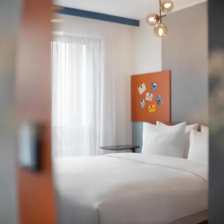Hotel Me And Leipzig, By Hyatt 4*