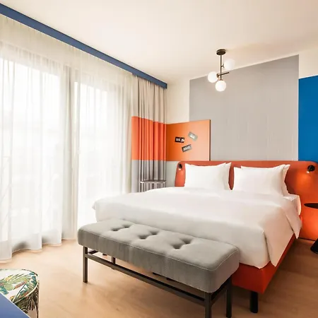 Hotel Me And Leipzig, By Hyatt 4*